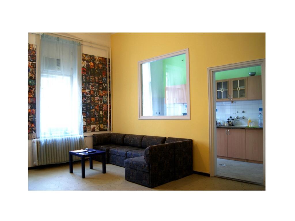 Westend Hostel Boedapest Buitenkant foto