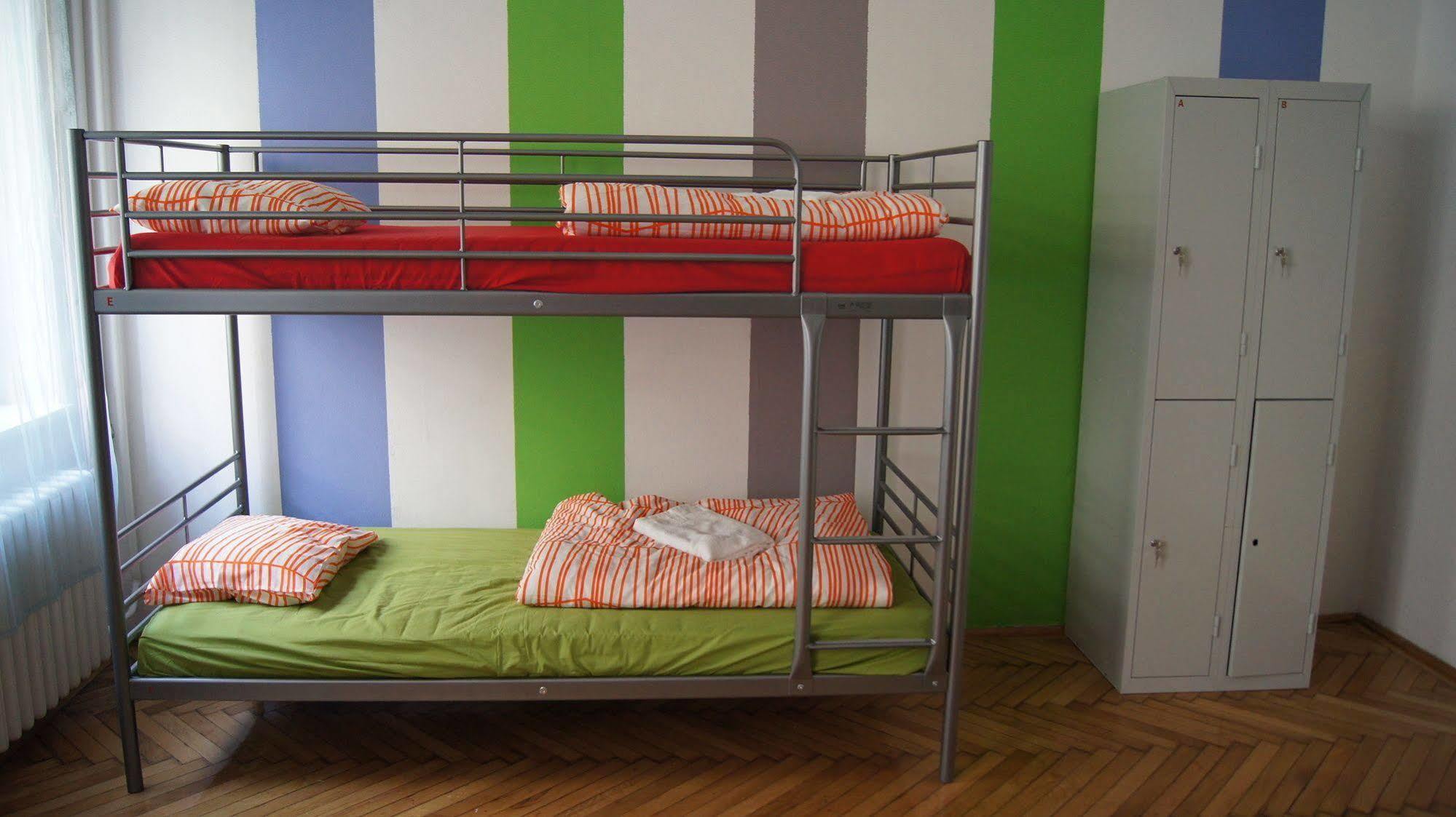 Westend Hostel Boedapest Buitenkant foto